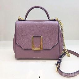 斜挎包明星同款,时尚潮流必备单品